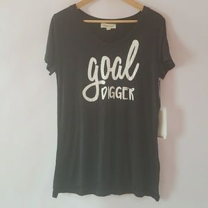 coverstitched Tops - Coverstitched "Goal digger" black graphic tee coverstitched Tops - Coverstitched "Goal digger" black graphic tee